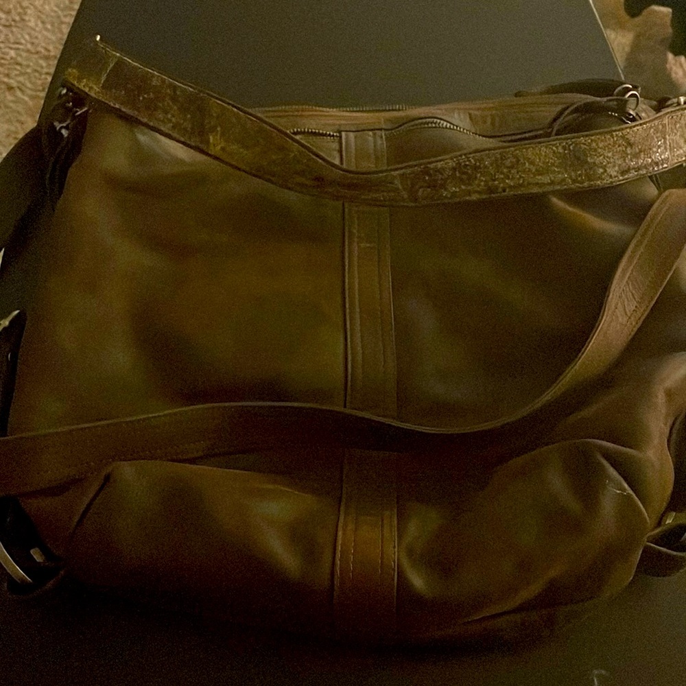 GUC R&T large VHH limited with bermuda (i think) lining.